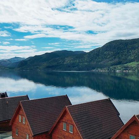 Preikestolen Panorama - Seaside Apartments Jørpeland Екстериор снимка