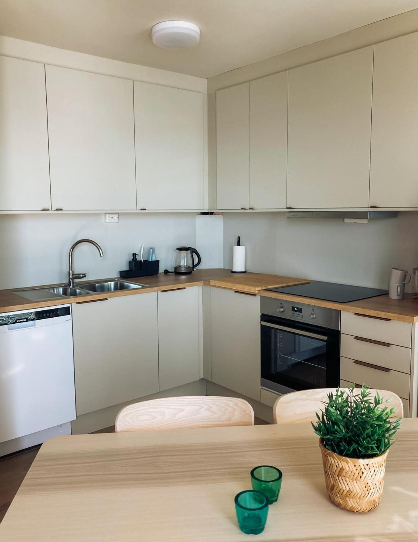 Preikestolen Panorama - Seaside Apartments Jørpeland Екстериор снимка