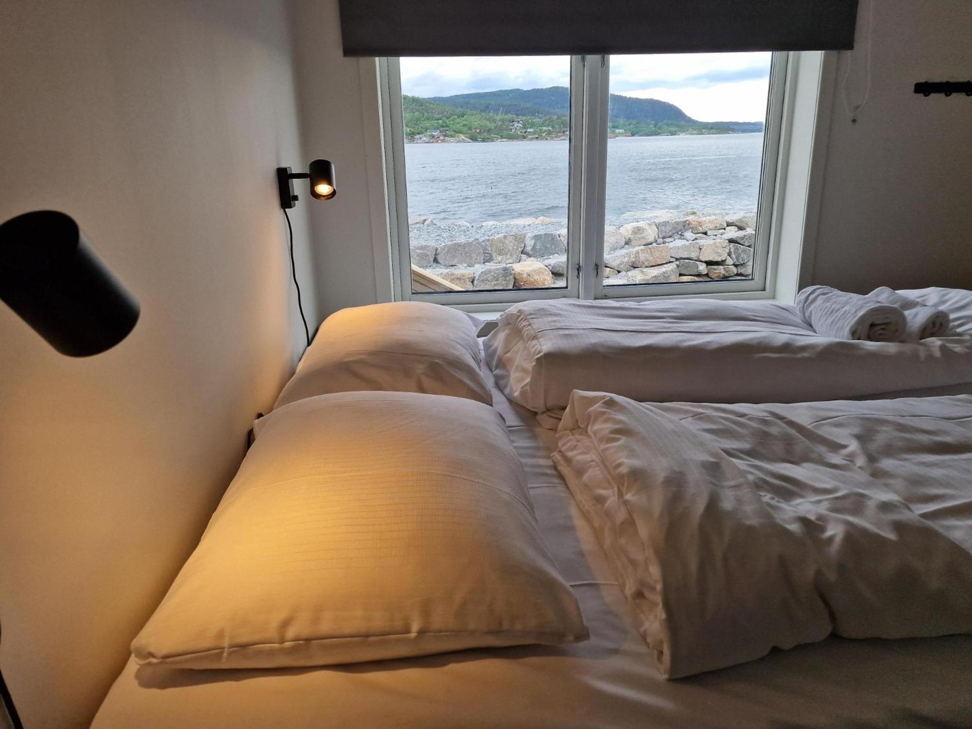 Preikestolen Panorama - Seaside Apartments Jørpeland Екстериор снимка